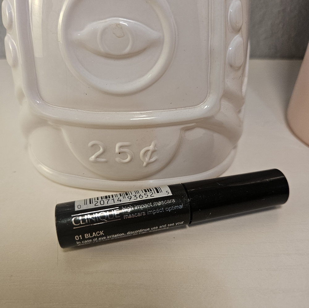 Clinique High Impact Mascara in Black
